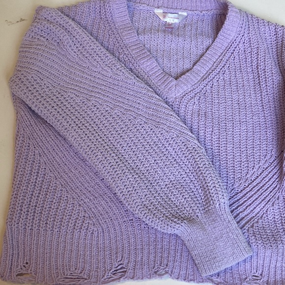 No boundaries- crop V neck sweater-S - Picture 8 of 12